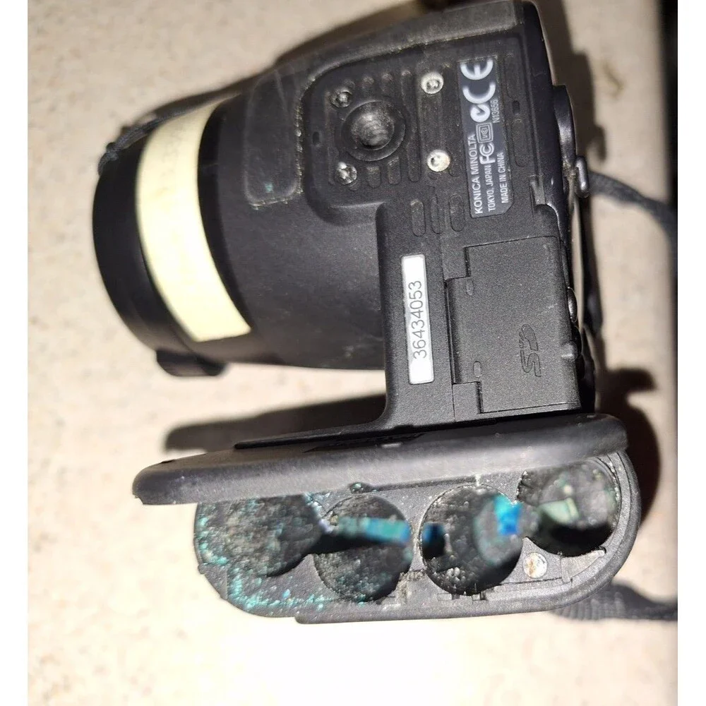 Konica Minolta DiMAGE Z3 4.0 Megapixel Digital Camera, PARTS/REPAIR